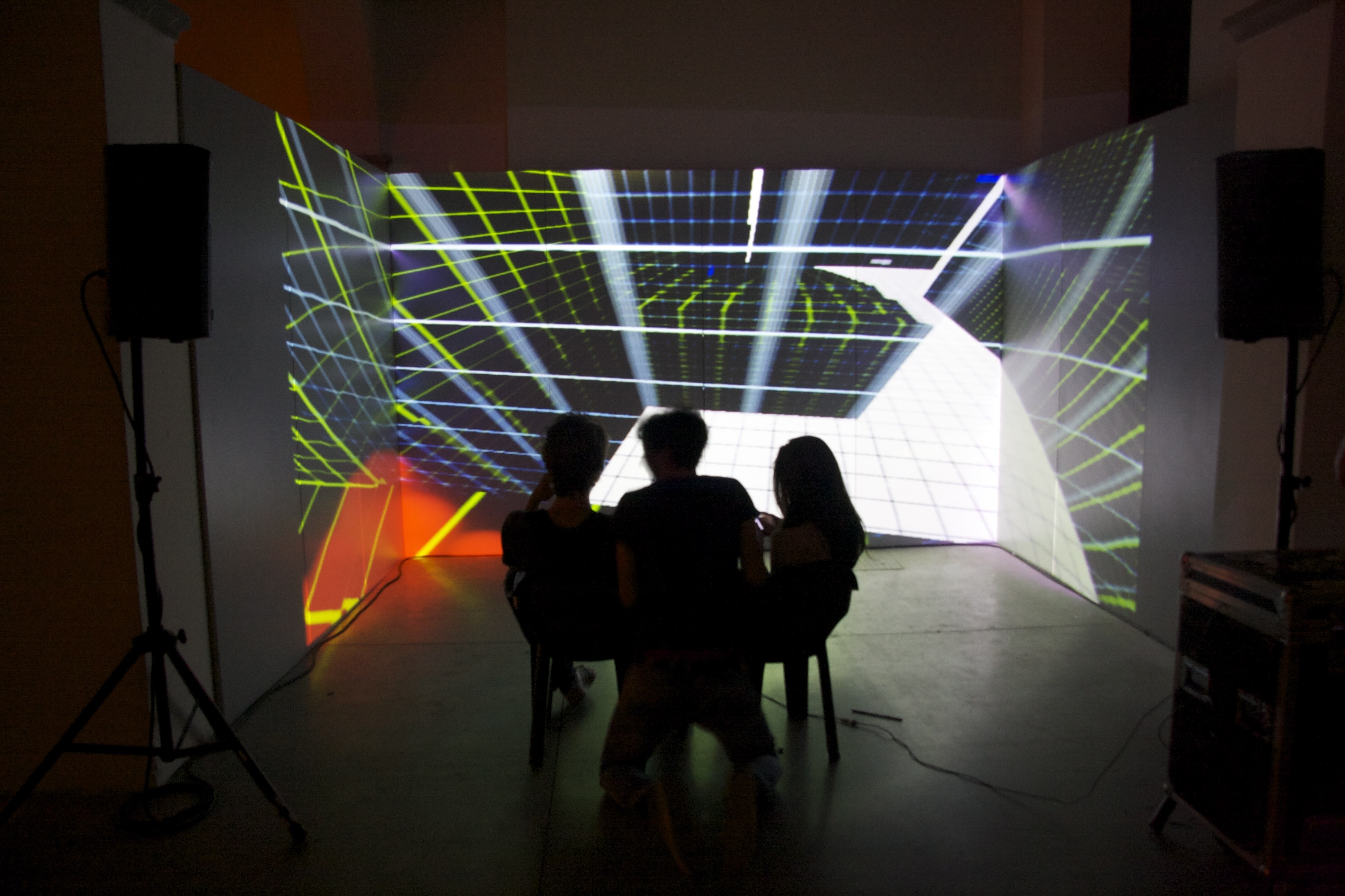 picture of interactive video game Leak Out